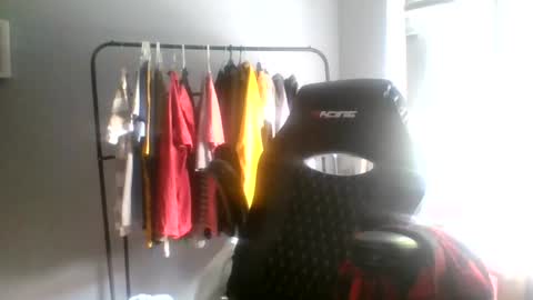 crazyboy44412345 online show from July 13, 2:09 pm