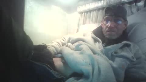 crazybuilder1 online show from November 30, 2:48 am