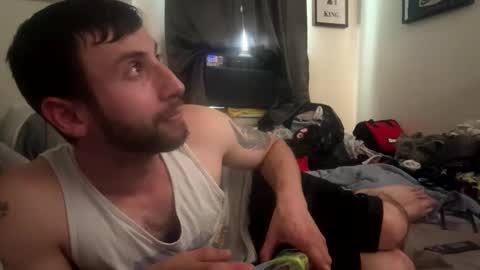 crazydill28 online show from April 11, 9:41 pm