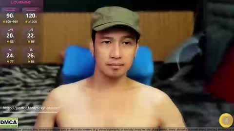 Snapshot of crazyhotasian chatting on December 7, 5:26 am JUSTFORFANS online show from December 7, 5:26 am