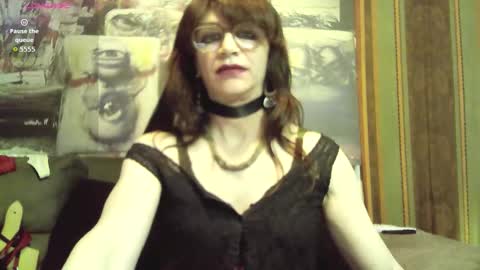 CrazyJuny online show from January 11, 5:18 pm