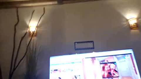 Snapshot of crazymen0101 chatting on March 3, 1:42 pm crazymen0101 online show from March 3, 1:42 pm