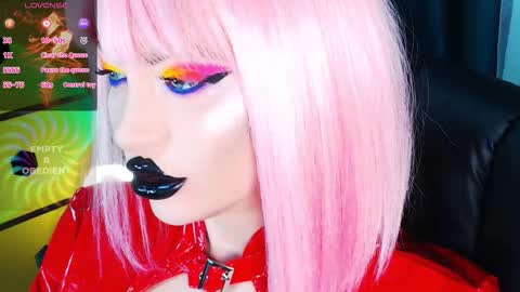 Snapshot of crazypinkyball chatting on September 16, 3:35 pm Roxy online show from September 16, 3:35 pm