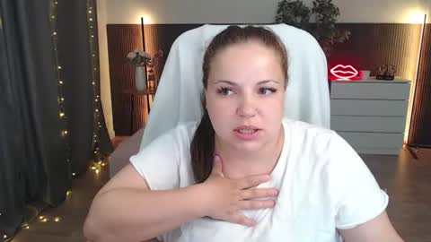 Snapshot of crazyy_girl_ chatting on July 1, 4:03 am Crazyy Girl online show from July 1, 4:03 am