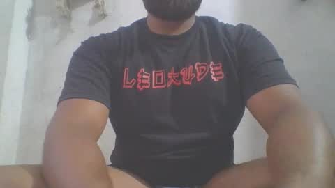 crazzy_booy online show from April 1, 4:24 am