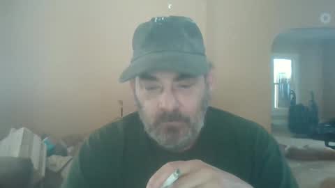 Snapshot of cre9876 chatting on March 7, 4:33 pm alway horny online show from March 7, 4:33 pm