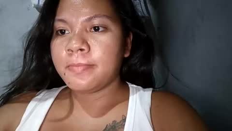 Snapshot of creamy_cunt4uxx chatting on May 25, 11:49 am my pussy always wet online show from May 25, 11:49 am