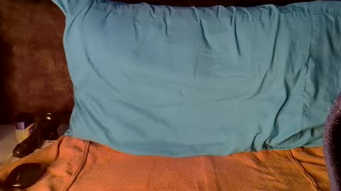 Snapshot of creamy_pussy1999 chatting on July 9, 1:48 pm DIANA online show from July 9, 1:48 pm