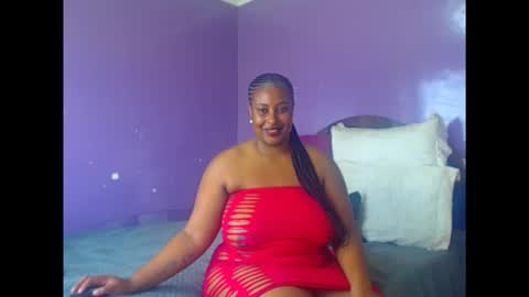 CreamyLea online show from December 15, 10:19 am