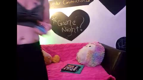 creamymilf11 online show from October 18, 5:54 am