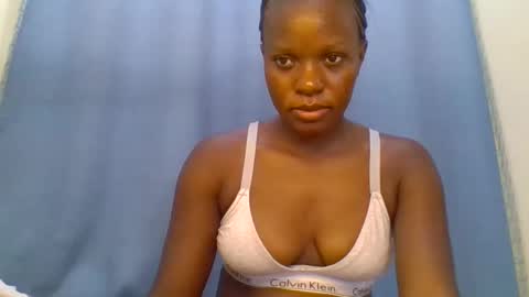 Snapshot of creamypussy15 chatting on February 27, 5:02 pm MARY online show from February 27, 5:02 pm