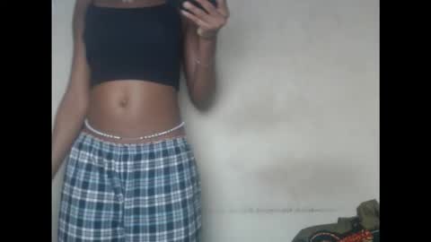 creamyxmuffin online show from September 12, 10:43 pm