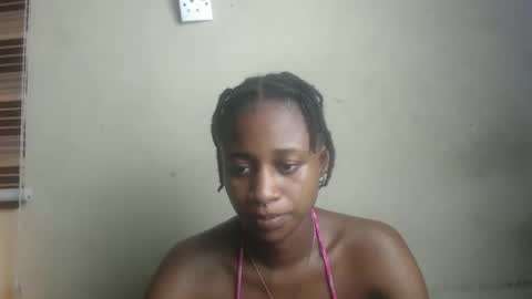 creamyxmuffin online show from October 1, 9:04 am