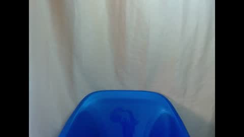 Snapshot of creamyxpussyx chatting on June 20, 8:06 am creamyxpussyx online show from June 20, 8:06 am