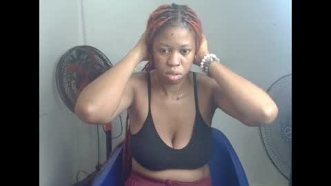 Snapshot of creamyxpussyx chatting on July 1, 8:27 am creamyxpussyx online show from July 1, 8:27 am