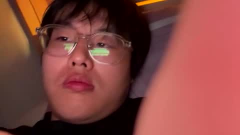 creativekwon01 online show from November 30, 8:13 pm