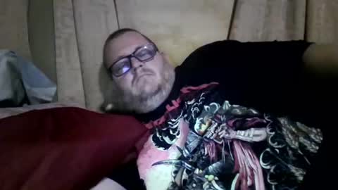 Snapshot of creeeping_death chatting on June 19, 4:39 am The hopeless romantic online show from June 19, 4:39 am