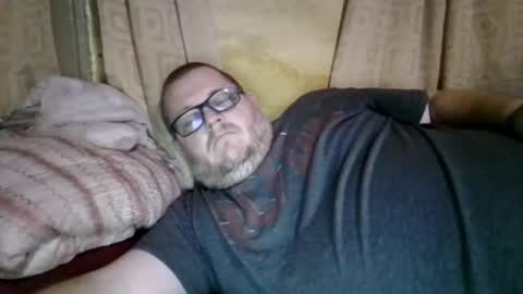 Snapshot of creeeping_death chatting on June 22, 5:37 am The hopeless romantic online show from June 22, 5:37 am