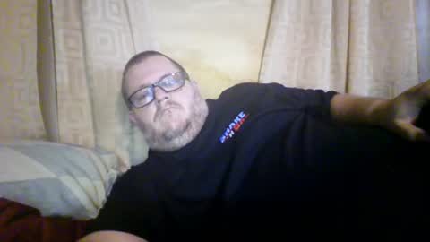 Snapshot of creeeping_death chatting on July 18, 11:41 pm The hopeless romantic online show from July 18, 11:41 pm