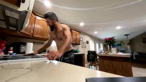 Creeksidecouple online show from June 7, 3:16 pm