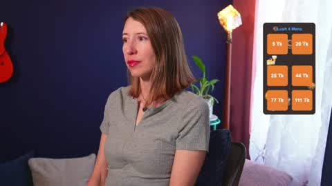 Quinn de la Creme online show from July 2, 2:33 am