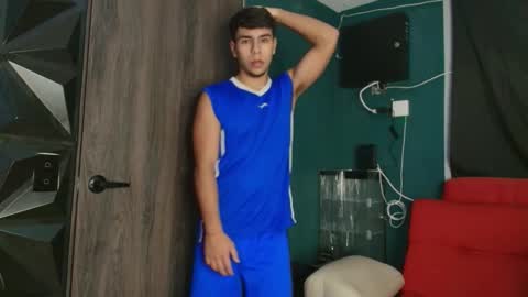 Snapshot of crh58_ chatting on November 2, 7:33 am crh58_ online show from November 2, 7:33 am