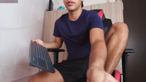 crh58_ online show from February 18, 7:10 pm