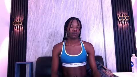 Snapshot of criisbrown_ chatting on December 3, 11:52 am CriisBrown online show from December 3, 11:52 am