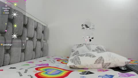 criistal_0 online show from March 10, 1:32 am