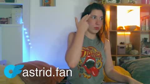 Astrid online show from September 13, 9:36 pm