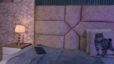 Snapshot of cris__sweetxx chatting on February 9, 11:58 am Cristina Sweet online show from February 9, 11:58 am