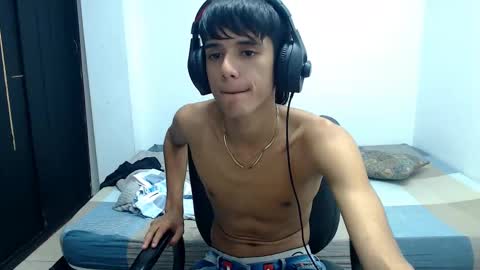 cris curry online show from December 8, 7:26 am