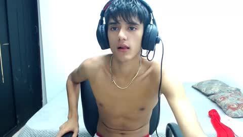 cris curry online show from December 9, 4:45 am