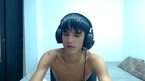 cris curry online show from December 10, 4:56 am