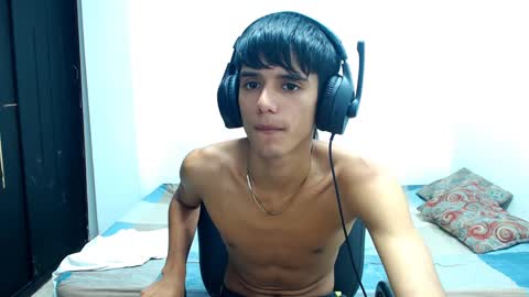 cris curry online show from December 11, 8:58 am