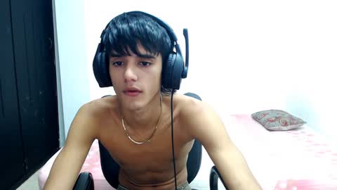 cris curry online show from December 12, 6:36 am