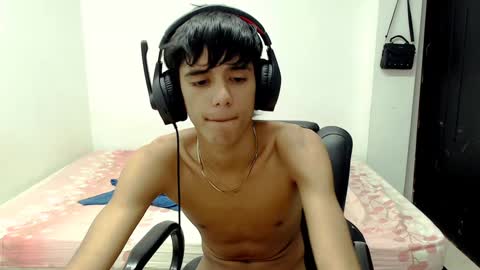 cris curry online show from December 15, 12:28 pm