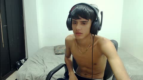 cris curry online show from December 24, 8:44 am