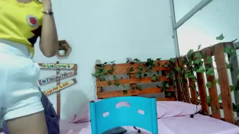 cris_dulce online show from March 26, 10:26 pm