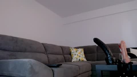 cris_tinne online show from July 1, 3:23 pm