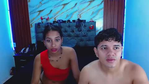 CRISANDMERY online show from February 26, 6:23 am