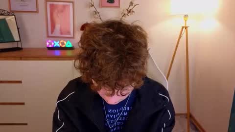 Chris online show from October 21, 1:34 pm