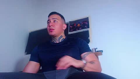 Cristopher online show from February 4, 1:11 am