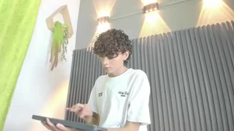 CRISS online show from March 2, 12:56 pm