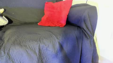 criss_zuri online show from February 14, 12:35 pm