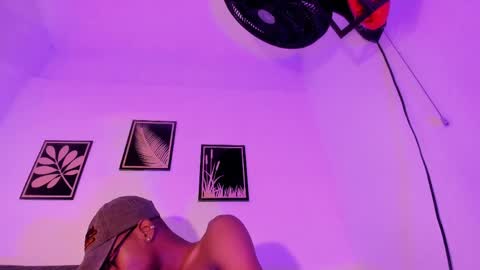 criss_zuri online show from March 24, 11:59 am