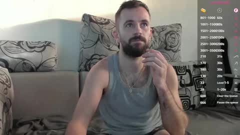 Snapshot of crissstud chatting on December 17, 7:47 am Criss online show from December 17, 7:47 am