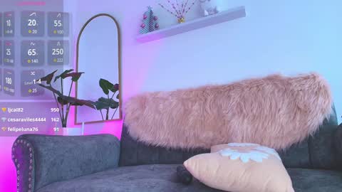 Cristal  online show from December 18, 3:37 am