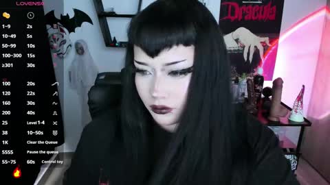 Cris online show from October 2, 12:56 pm