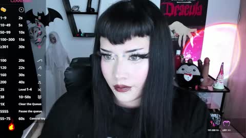 Cris online show from October 3, 1:19 pm